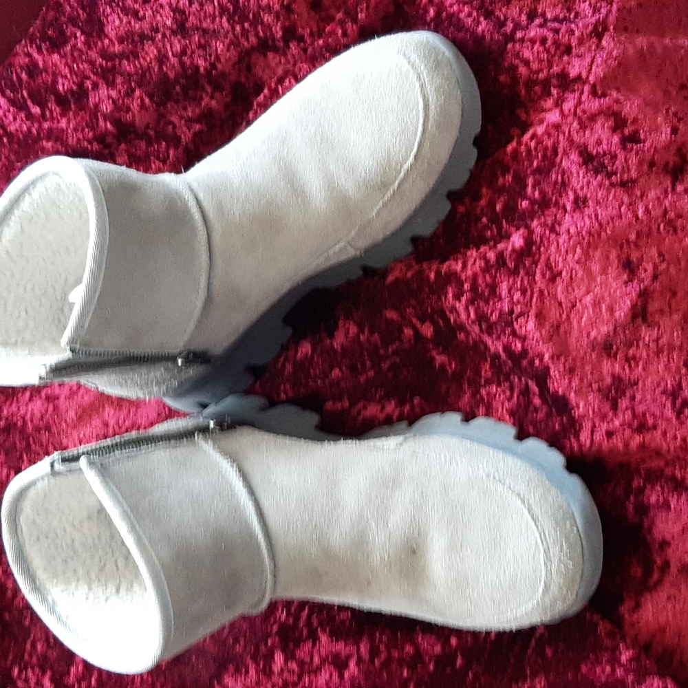 Ugg suede sneakers